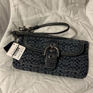 NWT Vintage Wristlet